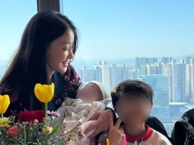 이시영 둘째 딸 얼굴 공개하며 너무 사랑해 투어