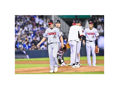 LG 3연패에 빠져 삼성에게 1대9로 완패