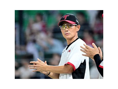 KBO 체크 스윙 비디오판독 도입하자마자 논란