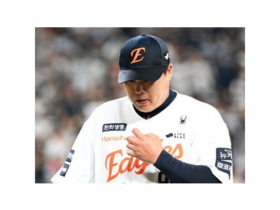 류현진 수비 실수로 한화 5연패 빠져